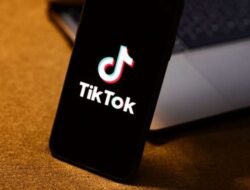 TikTok Uji Stiker AI Mutakhir Gabungan Avatar dan Emoji