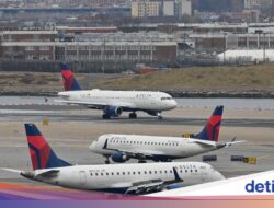 Tak Sengaja Buka Seluncuran Evakuasi, Pramugara Bikin Rugi 1,6 M