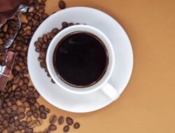 Teh Hitam Vs Minuman Hitam, Mana yang Lebih Sehat? Ini Kata Ahli Gizi Bersama Oxford