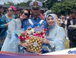 Serunya Dewi Perssik Kulineran Cicip Gudeg dan Jajan Bakso