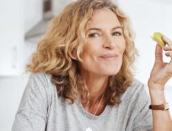 Osteoporosis Mengintai Di Menopause, Ini 5 Gizi Penting Bagi Kesejaganan Tulang