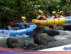 Nikmati Serunya Kano Karet Di Kali Pusur, Klaten