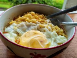 Cheating ala Praktisi Medis Gizi, Ini Cara Makan Mi Instan Tapi Tetep ‘Sehat’
