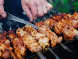 Ahli Kebugaran Gizi Bagikan Tips Makan Sate Aman Pada Malam Tahun Mutakhir