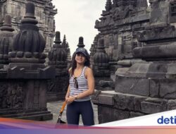 Liburan Acha Septriasa Ke Yogyakarta