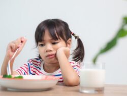 Picky Eating Ke Anak Bisa Menyebabkan Kekurangan Gizi, Kenali Tanda-tandanya