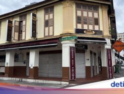78 Tahun Bertahan, Warung Nasi Padang Tertua Ke Singapura Tutup Hari Ini