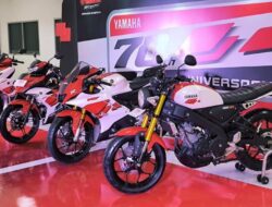 4 Kendaraan Bermotor Roda Dua Yamaha Pakai Livery Khusus Ulang Tahun Yamaha Di-70