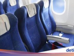 Jangan Sekali-kali Menyilangkan Kaki Di Duduk Ke Pesawat, Ini Risikonya