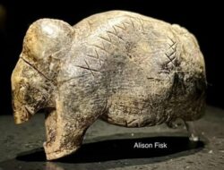 Benda Berusia 40.000 Tahun Ungkap Asal-usul Tulisan Lebih Awal Bersama yang Diperkirakan