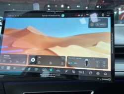 Kebanyakan Pencet Layar, Kontrol Hingga Monitor Kendaraan Pribadi China Berencana Dikurangi