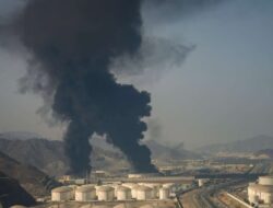 Iran Gempur Fasilitas Energi Negeri Teluk, Harga Migas Tembus USD115 per Barel