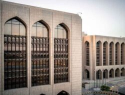 Sektor Perbankan dan Keuangan UEA Digoyang Pertempuran AS-Iran, Begini Kondisinya