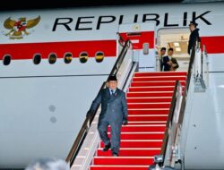 Tiba Di Korsel, Ri Prabowo Disambut 21 Dentuman Meriam Salvo