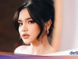 Davina Karamoy Bagikan Momen Makan Di Resto, Nikmati Ramen dan Steak