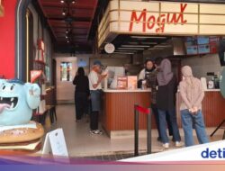 Nyamm! Burger Juicy nan Premium Ini Lagi Viral Di SCBD