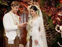 Pamer Cincin hingga Literatur Nikah