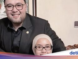 Potret Cita Citata dan Didi Mahardika Kompak Hangout Bareng Teman Ke Kafe