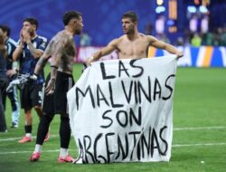 FIFA Selidiki Spanduk Kontroversial Argentina soal Kepulauan Falkland