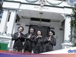 4 Member JKT48 Rasakan Penghayatan Bersama Sebab Itu Abdi Dalem Di Keraton Jogja