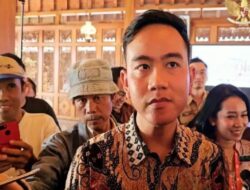 Buka-bukaan Pencabutan Gugatan Ijazah Gibran Ke PTUN, Skuat Hukum Beberkan Fakta Pembelajaran Ke Singapura