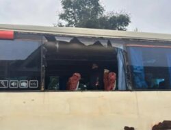 Kendaraan Angkutan Umum Persib U-18 Diserang, Sehari Lalu Kendaraan Angkutan Umum Jakmania Dirusak, Sepak Bola Nasional Butuh Perhatian Serius