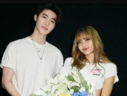 Lisa BLACKPINK Keciduk Makan Bareng Keluarga dan Blue Pongtiwat, Fans Terbelah