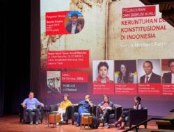 Peluncuran Literatur Herbert Feith, Bonnie Triyana Soroti Ancaman Kedaulatan Rakyat Tanpa Kendali Konstitusi