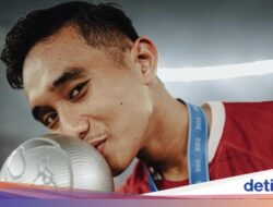 Romantisnya Rizky Ridho Makan Bareng Istri Di Restoran hingga Kafe